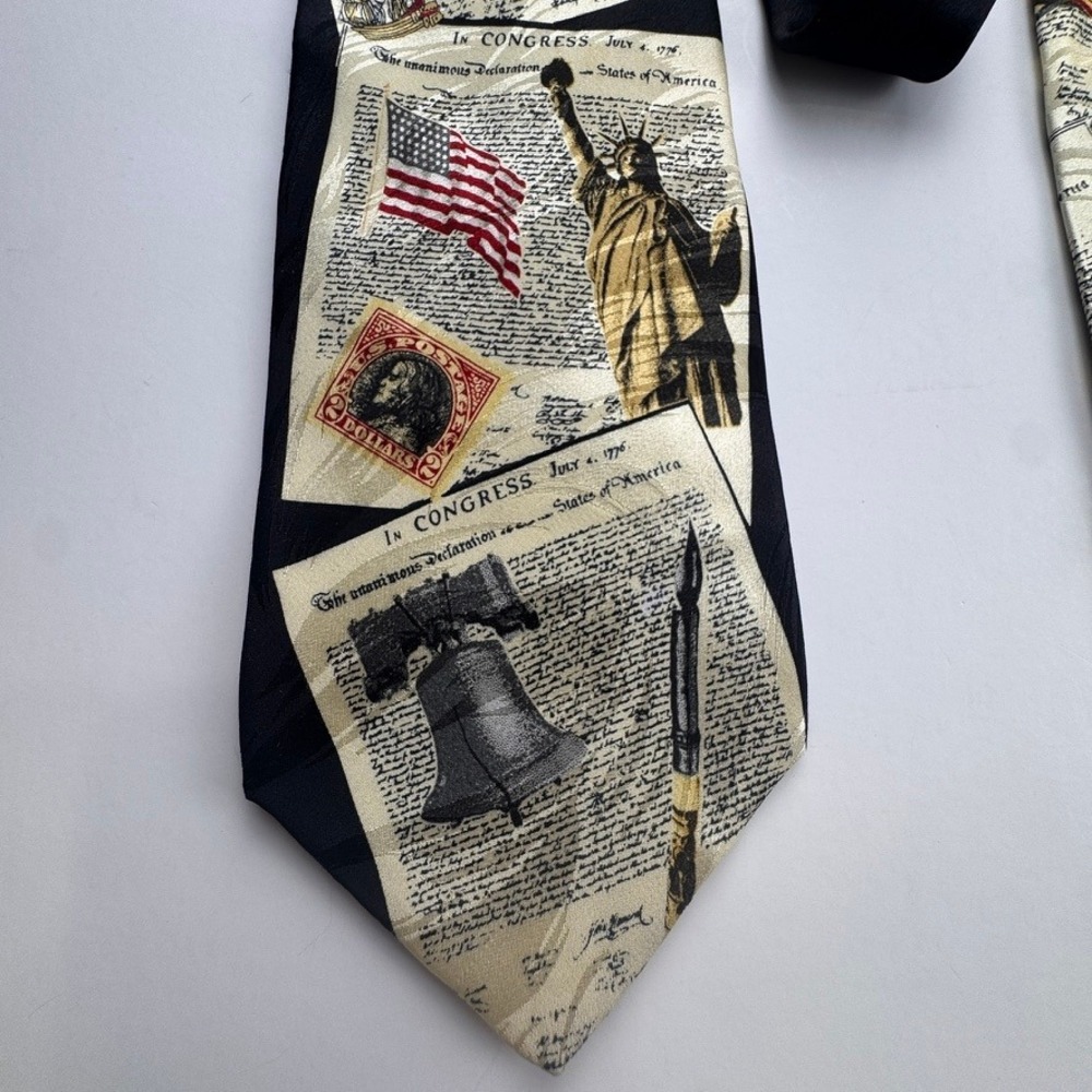 Museum Artifacts Silk Tie Mens Americana Declaration of Independence